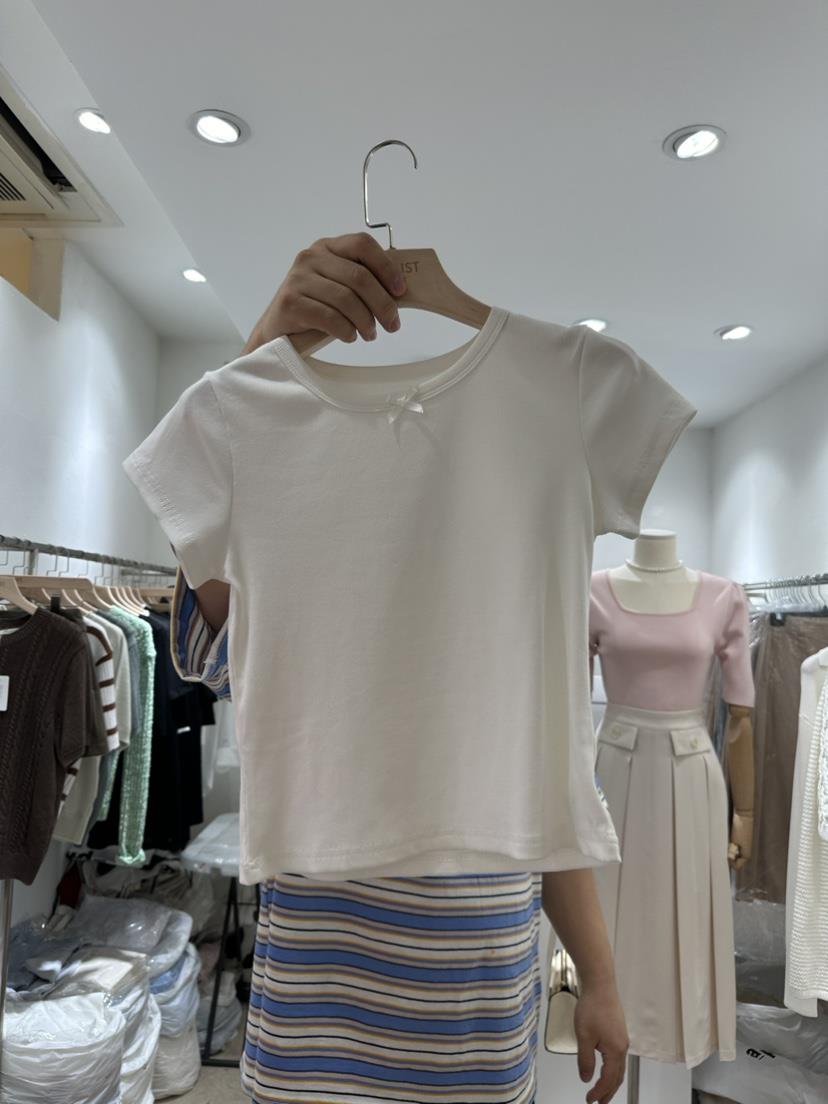PLAYLIST韓國直郵女裝新款時尚24春夏人氣職業休閑推薦T恤confettiT恤