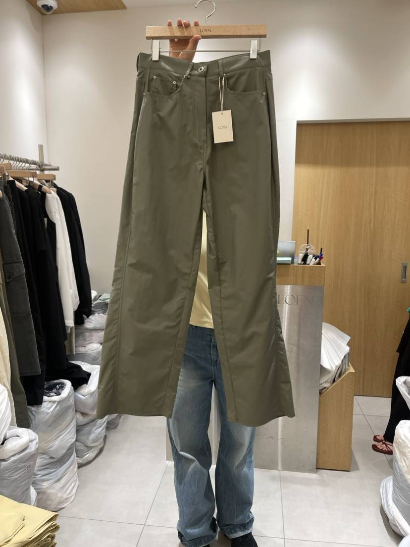 LOFN韓國直郵東大門實拍女裝新品時尚熱賣職業推薦休閑休閑褲CURVY休閑褲