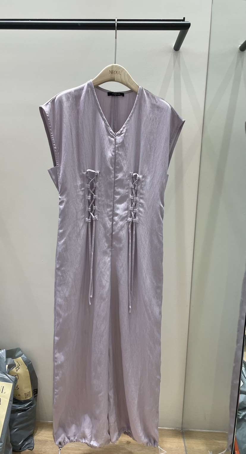NEOUL韓國直郵東大門實拍女裝新品人氣熱賣24春夏休閑連體褲NEOUL/ahin雙領標簽連體褲
