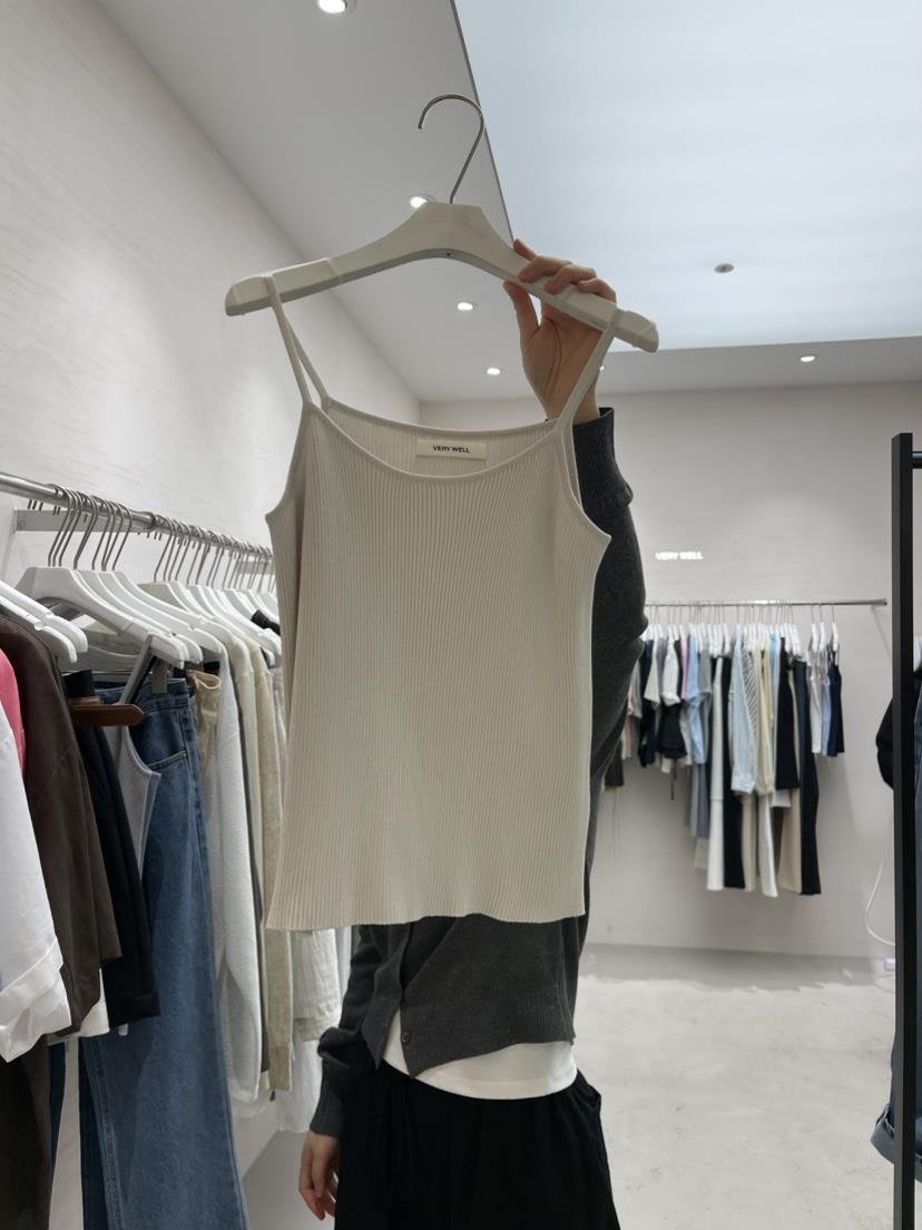 VERY WELL韓國直郵東大門代購女裝新品推薦人氣24春夏吊帶背心my juni吊帶/背心