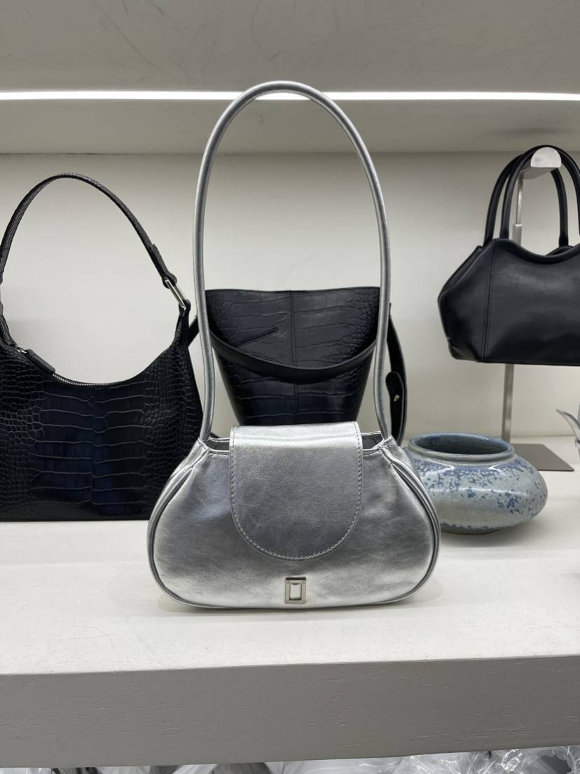 LAMPAS韓國直郵東大門代購女裝新品24春夏推薦單肩斜跨包LAMPAS單肩/斜跨包