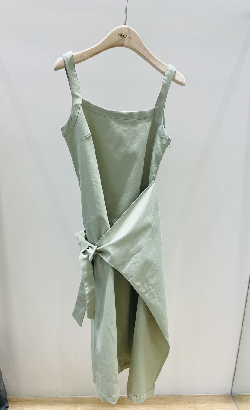 NEOUL直郵韓國代購女裝新款真品熱賣推薦休閑人氣職業連衣裙NEOUL/ahin雙領標簽連衣裙