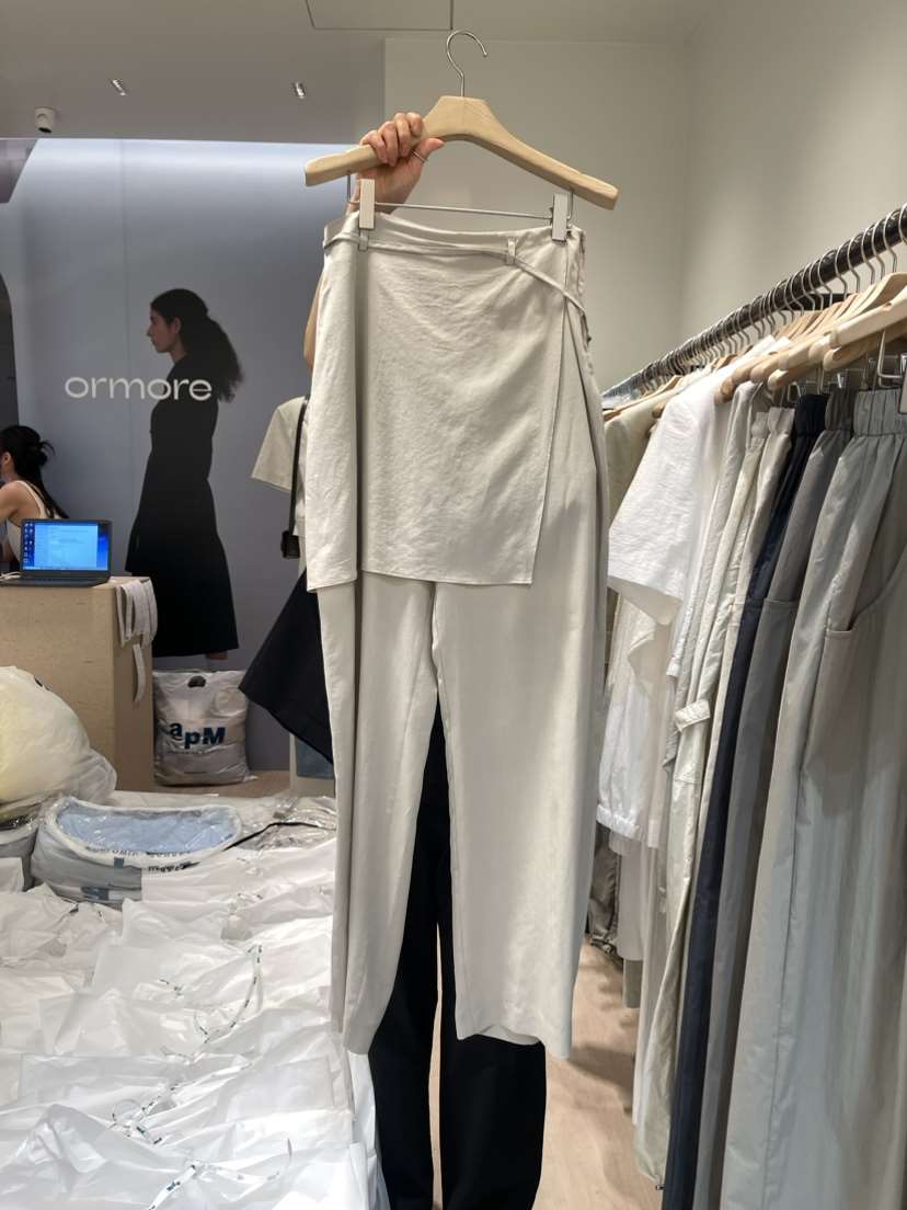 ormore韓國直郵東大門實拍女裝新品時尚休閑推薦職業熱賣裙褲ORMORE裙褲