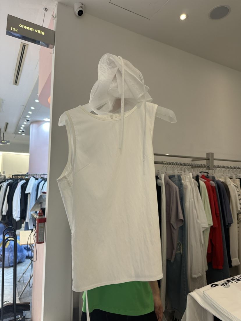 CREAM VILLA（此品牌名稱會遭售假投訴，建議淘寶店鋪商品名稱中不要使用）直郵韓國代購女裝新品休閑吊帶背心CREAMVILLA吊帶/背心