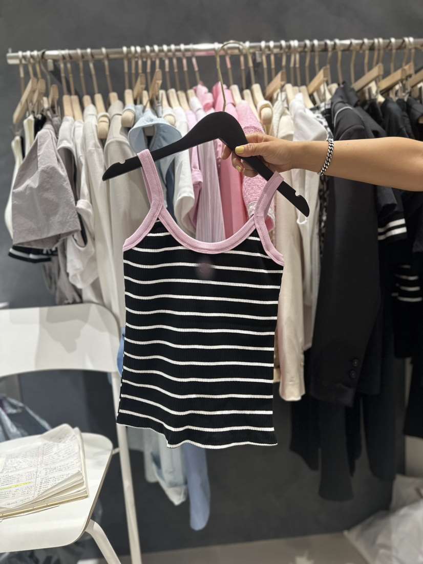 SOUIT韓國直郵東大門實拍女裝新品時尚真品人氣休閑吊帶背心SOUIT by mabel-L吊帶/背心