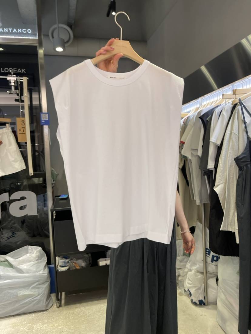 BANY ANCO韓國直郵東大門代購女裝新款推薦24春夏吊帶背心BANY ANCO吊帶/背心