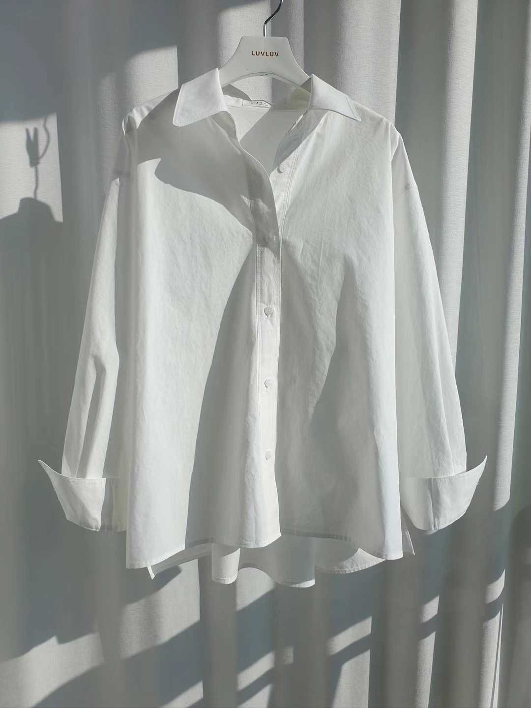 LUVLUV-럽럽-OT韓國直郵東大門代購女裝新品真品襯衫蕾絲衫LUVLUV襯衫/蕾絲衫