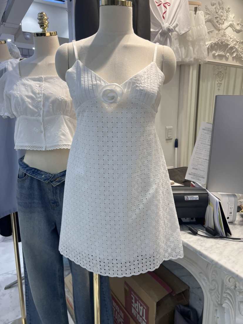 TRES BIEN韓國直郵東大門代購女裝新款休閑熱賣連衣裙刺繡TRES BIEN連衣裙