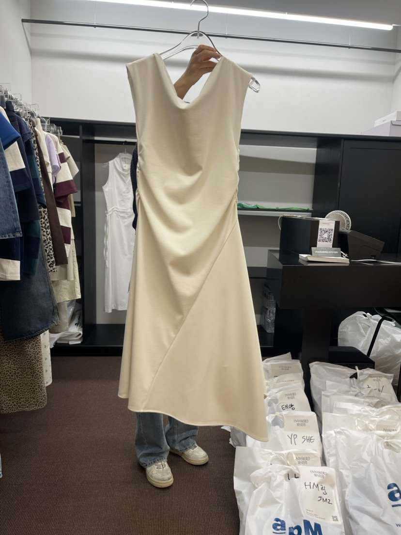 UNANSWERED/MYSTERY直郵韓國代購女裝新品人氣真品時尚連衣裙UNANSWERED/MYSTERY連衣裙