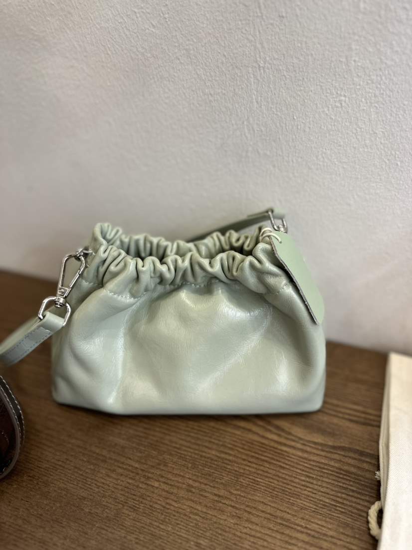 LEONIE韓國直郵東大門實拍女裝新款真品熱賣休閑時尚手提包LEONIE手提包