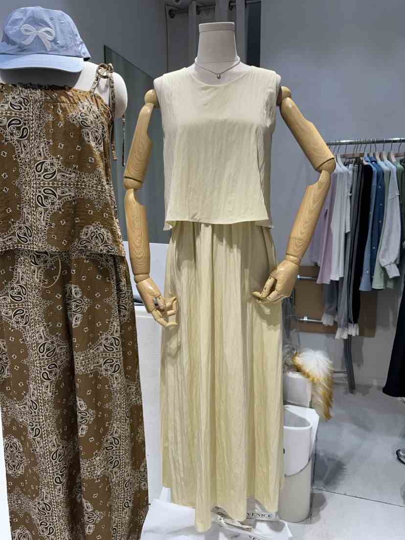 VENICE韓國直郵女裝新品人氣熱賣真品24春夏連衣裙兩件套VENICE連衣裙