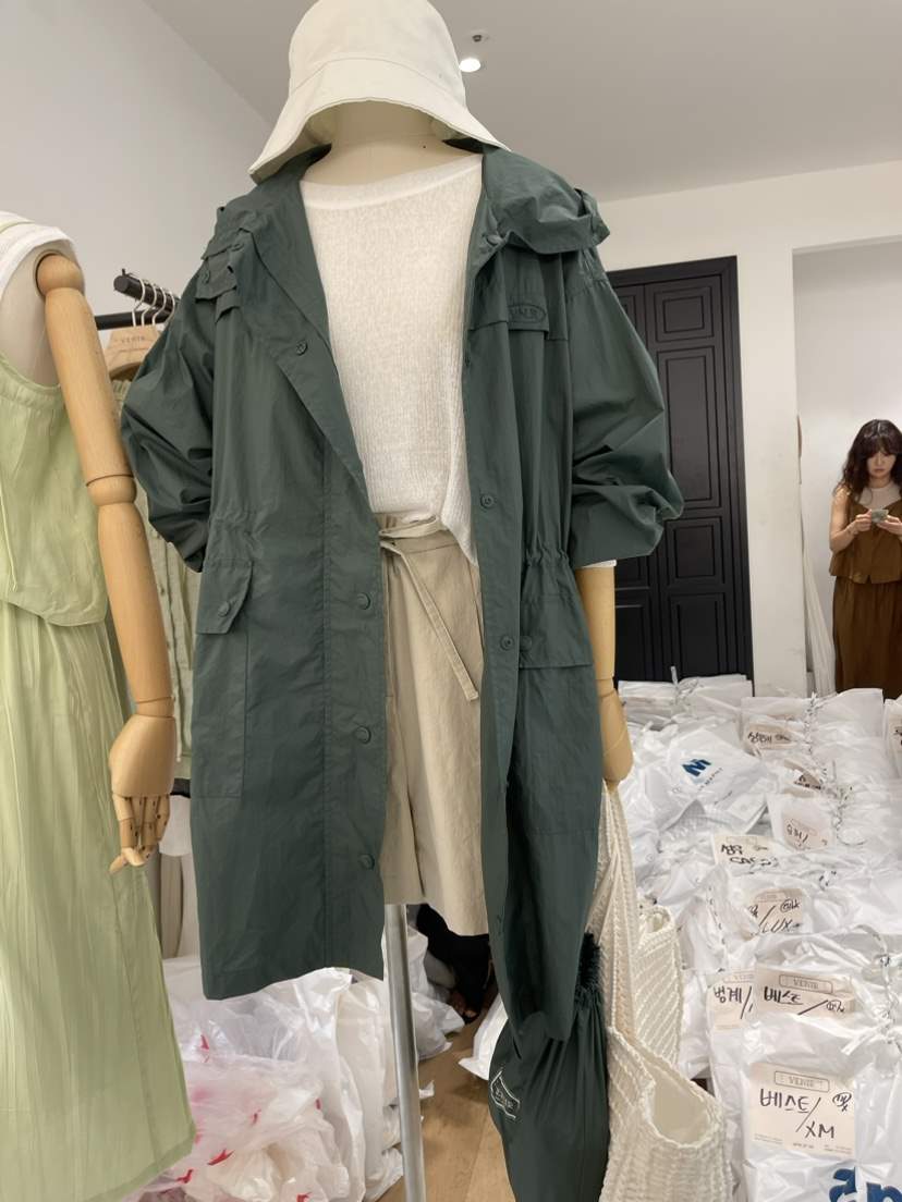 VENIR韓國直郵東大門代購女裝新品時尚真品人氣職業長款風衣VENIR-a長款風衣