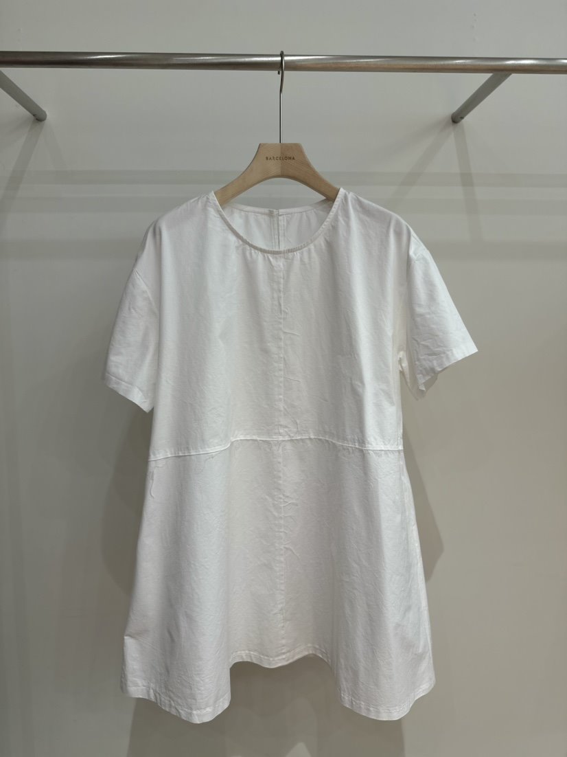 BARCE LONA韓國直郵東大門實拍女裝新品24春夏時尚連衣裙BARCE LONA連衣裙