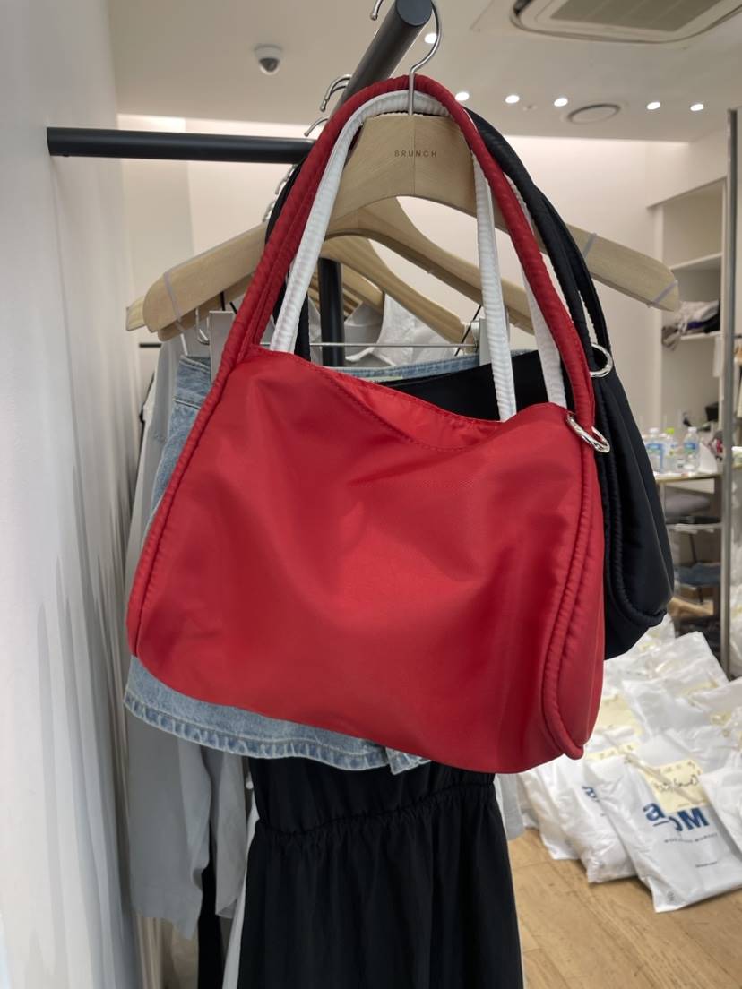 BRUNCH韓國直郵東大門實拍女裝新款人氣時尚職業真品手提包TAFFETA手提包