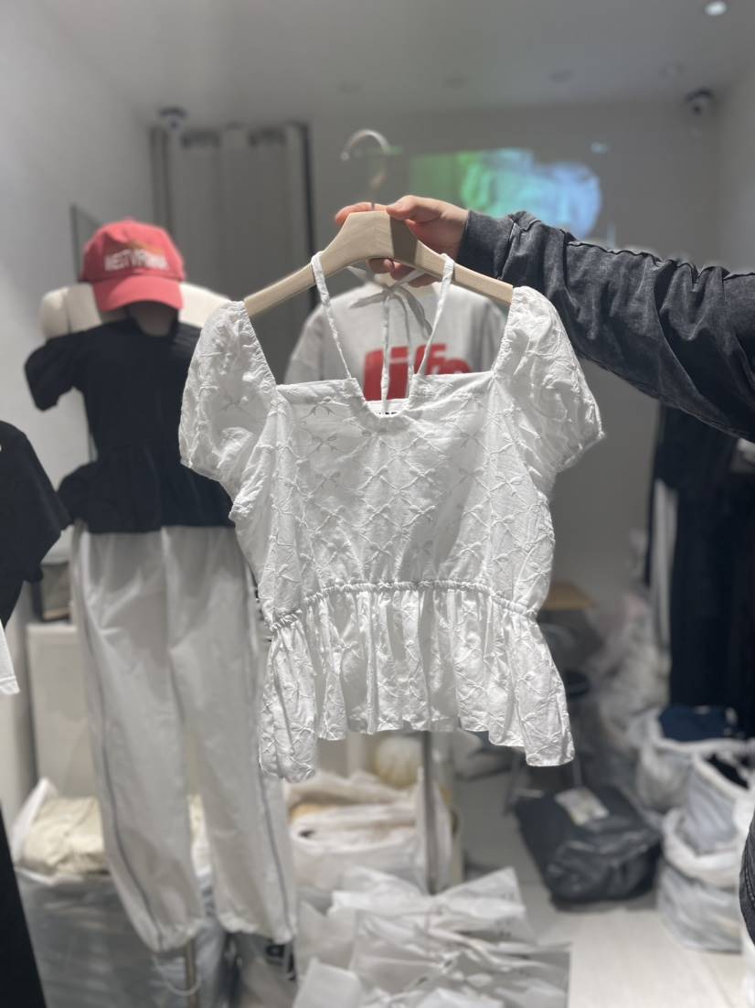 VENICE韓國直郵東大門代購女裝新款休閑職業襯衫蕾絲衫可愛的VENICE襯衫/蕾絲衫
