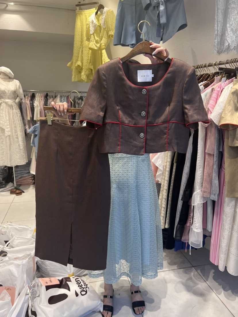 Cat.s韓國直郵東大門實拍女裝新品24春夏推薦熱賣時尚套裝Cat.s____套裝