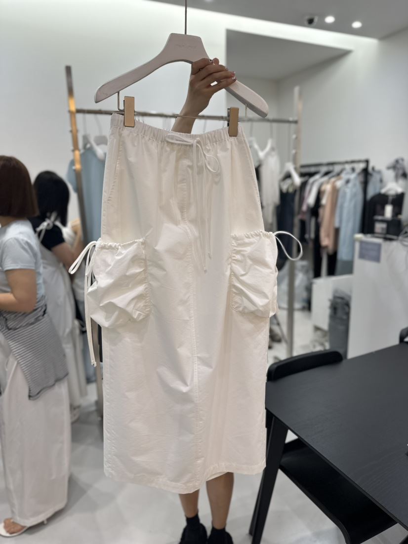 VISUAL SPACE韓國直郵東大門代購女裝新品時尚人氣24春夏長裙VISUAL SPACE長裙