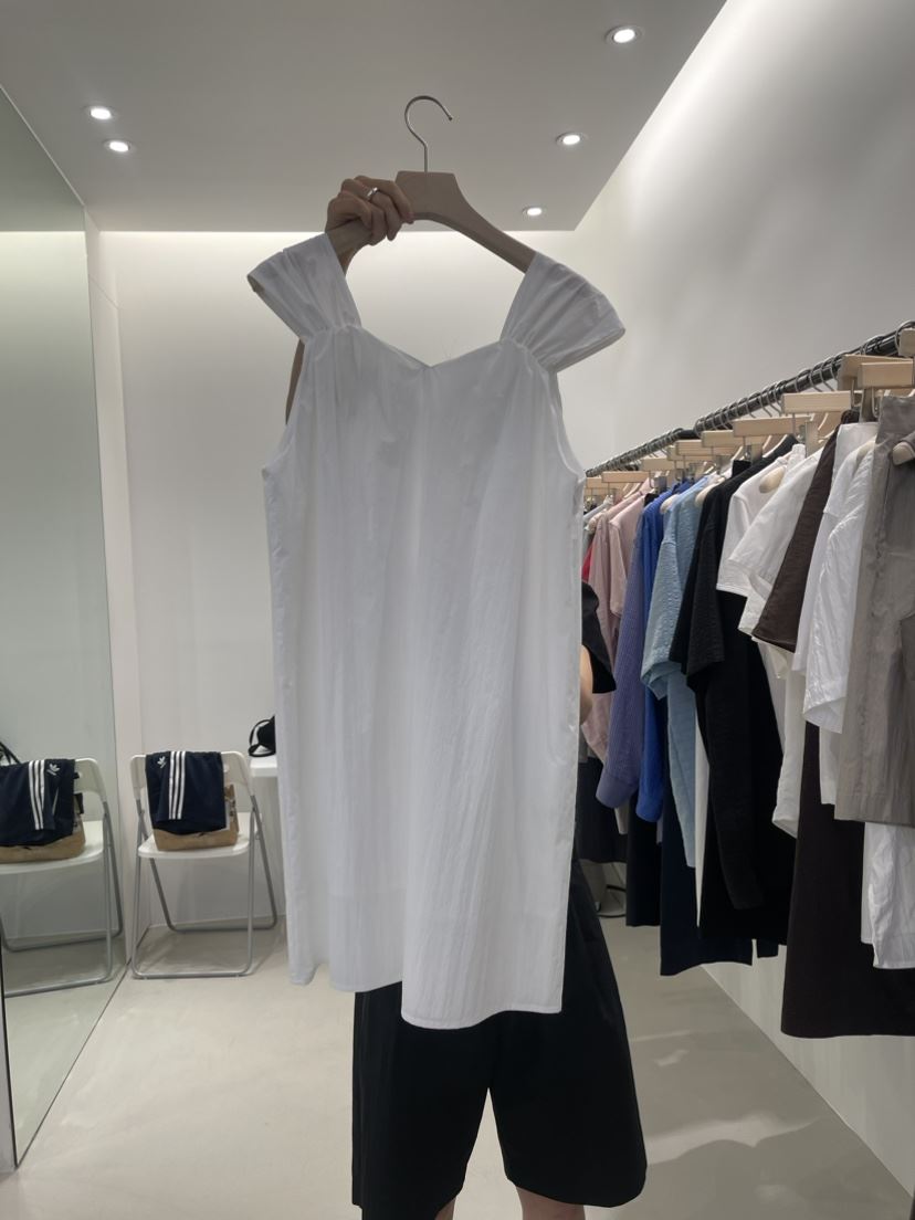 VINEYARD韓國直郵東大門實拍女裝新品24春夏休閑推薦連衣裙ANDTERRACE連衣裙