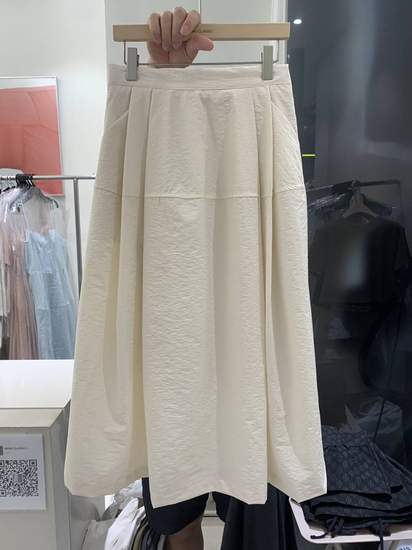 MEMO CLASSIC韓國直郵東大門實拍女裝新款真品推薦熱賣長裙MEMO CLASSIC長裙
