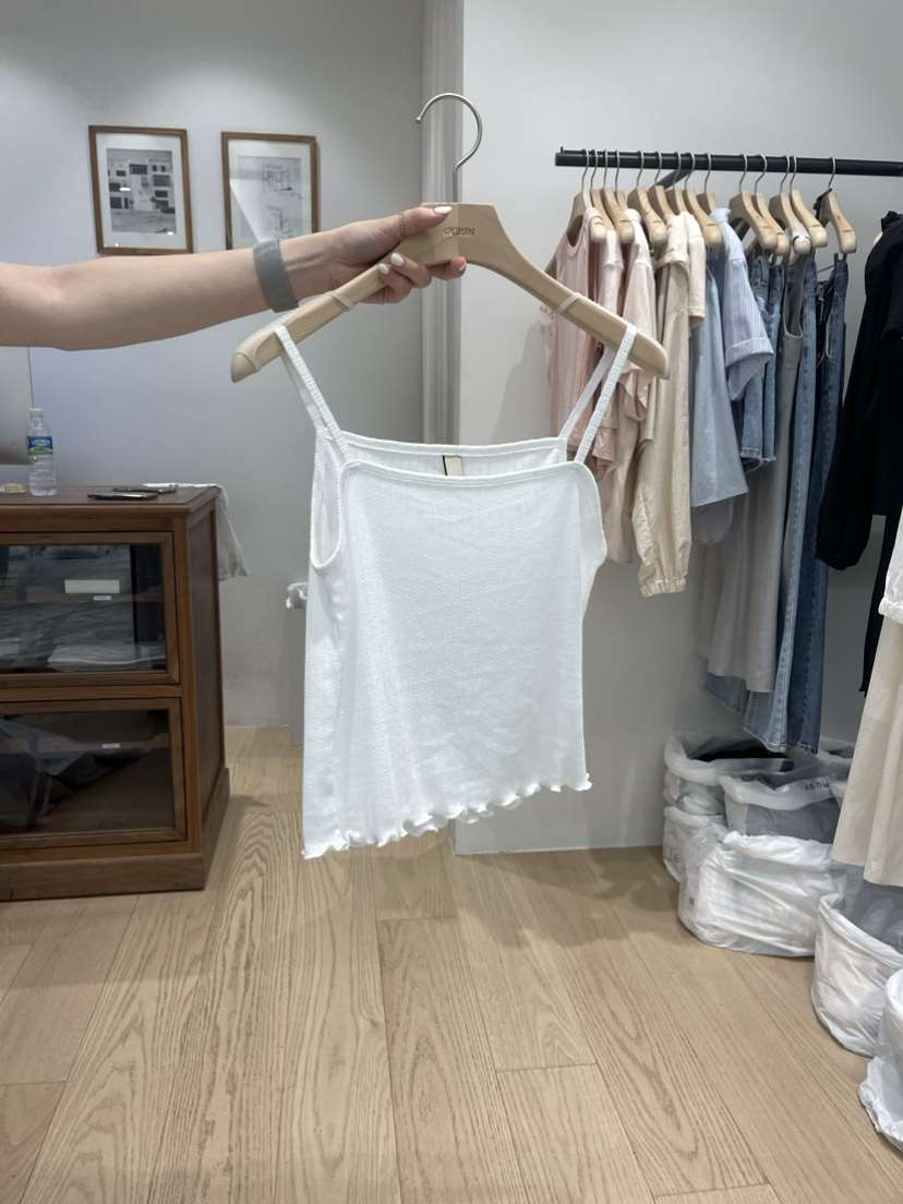 OURIN韓國直郵東大門實拍女裝新品休閑真品人氣熱賣吊帶背心OURIN吊帶/背心
