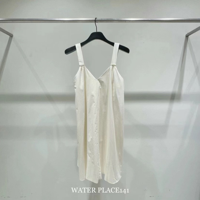 WATER/RIVER韓國直郵女裝新款職業24春夏時尚人氣吊帶背心WATER/RIVER吊帶/背心