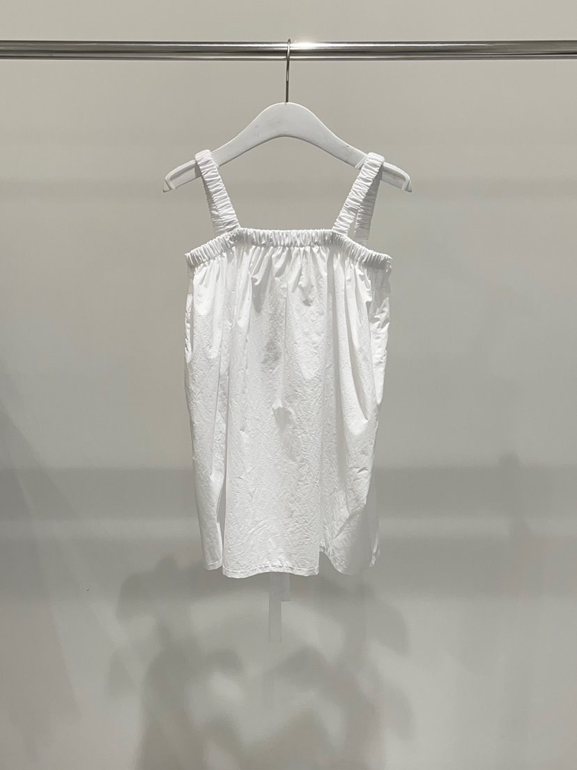 OUI-P韓國直郵東大門實拍女裝新品推薦人氣時尚吊帶背心綁帶OUI-P吊帶/背心