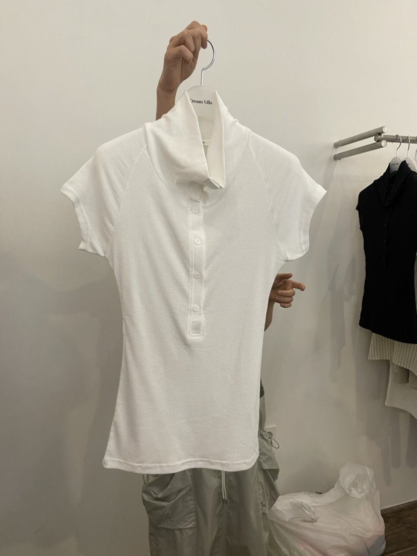 CREAM VILLA（此品牌名稱會遭售假投訴，建議淘寶店鋪商品名稱中不要使用）直郵韓國代購女裝新款時尚T恤CREAMVILLAT恤