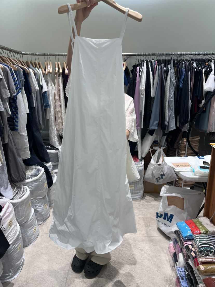 SOLD OUT韓國直郵東大門代購女裝新款休閑時尚真品熱賣連衣裙FLat OGI連衣裙