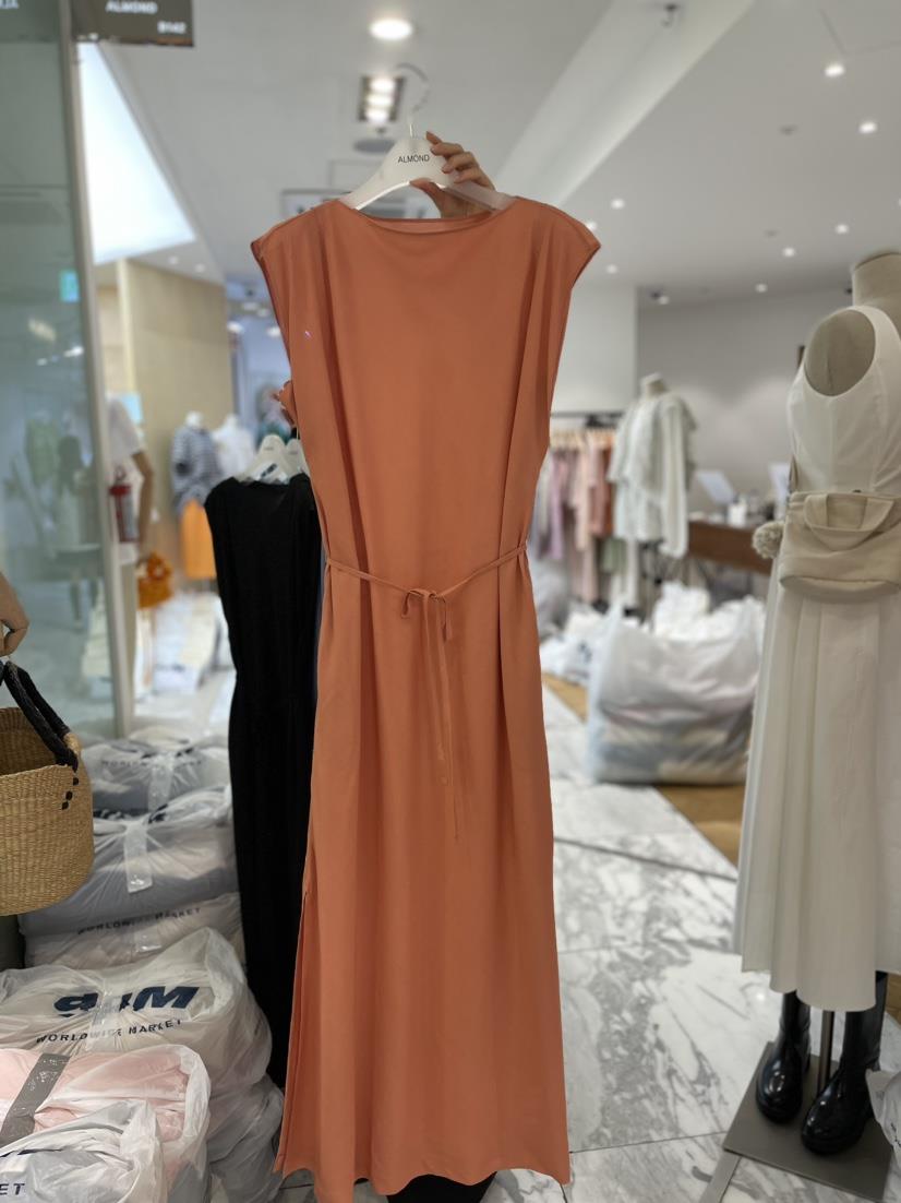 ALMOND韓國直郵女士新品真品時尚職業人氣24秋夏推薦連衣裙ALMOND連衣裙