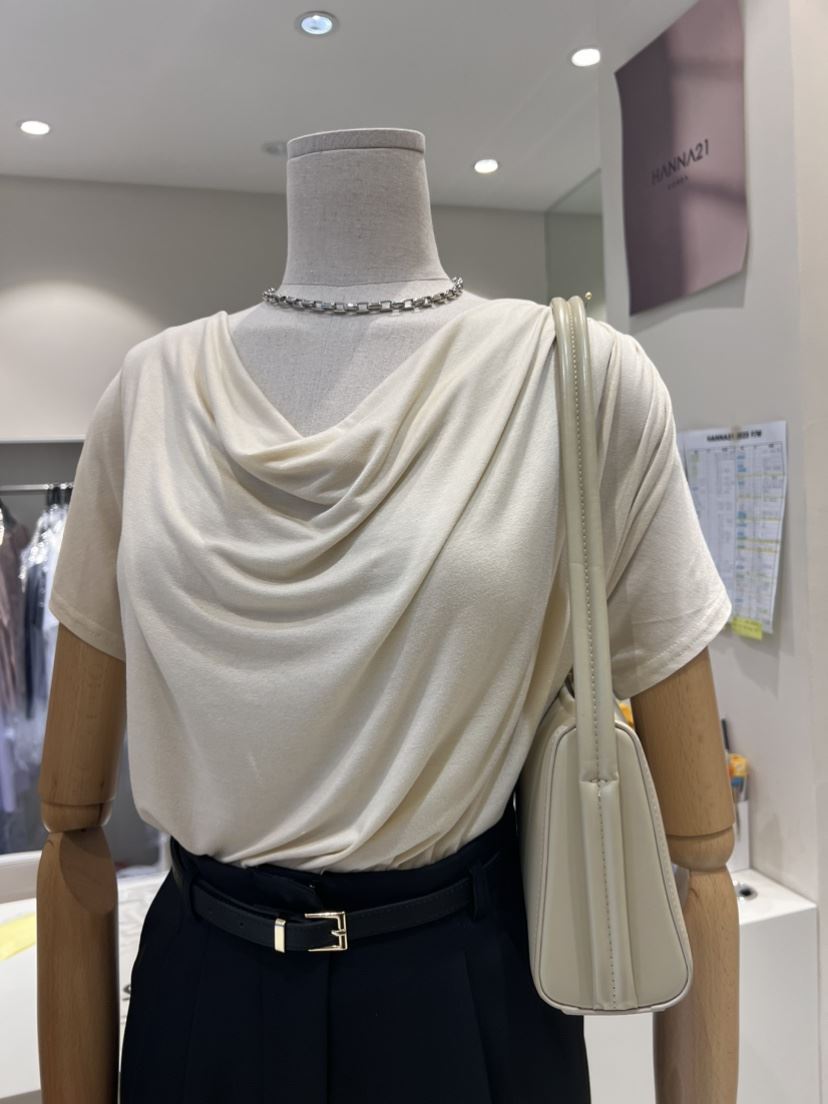 HANNA21韓國直郵東大門代購女裝新品人氣推薦時尚熱賣T恤HANNA21T恤