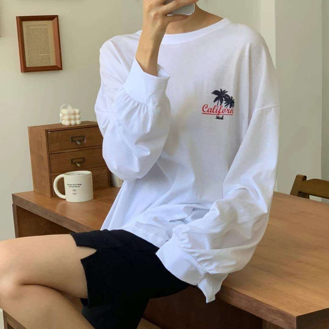 BLUSHER韓國直郵東大門實拍女裝新款時尚熱賣真品人氣長袖T恤BLUSHER長袖T恤