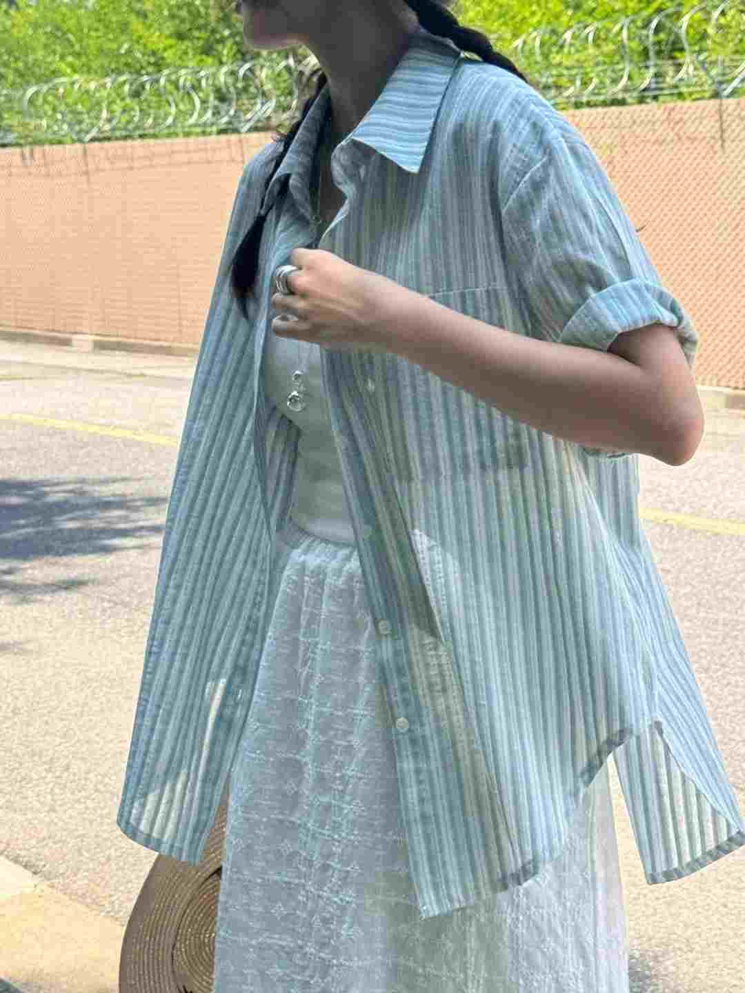 There’s韓國直郵東大門代購女裝新品熱賣推薦休閑襯衫蕾絲衫There’s襯衫/蕾絲衫