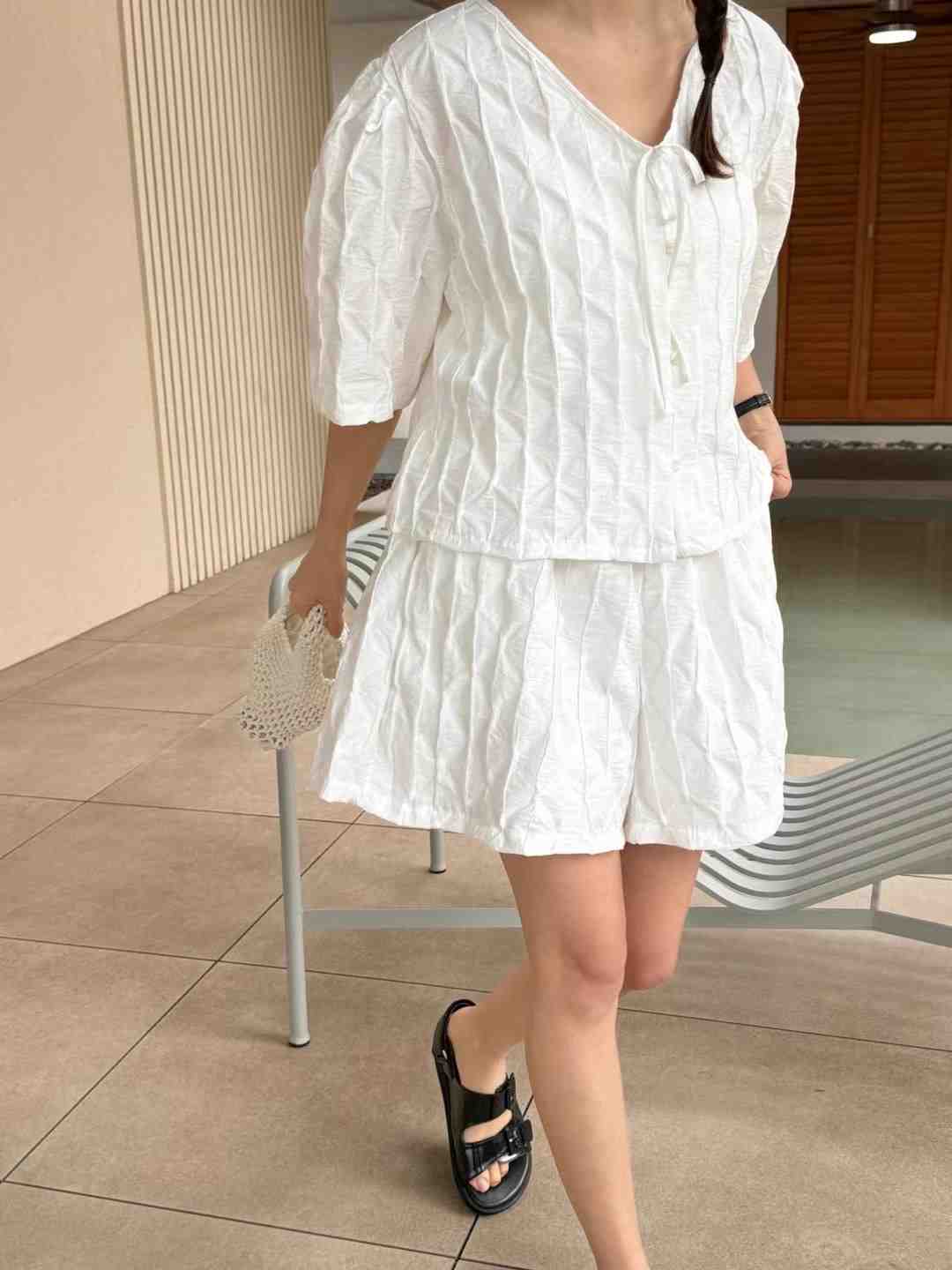 There’s韓國直郵女裝新款24春夏推薦熱賣休閑職業真品套裝There’s套裝