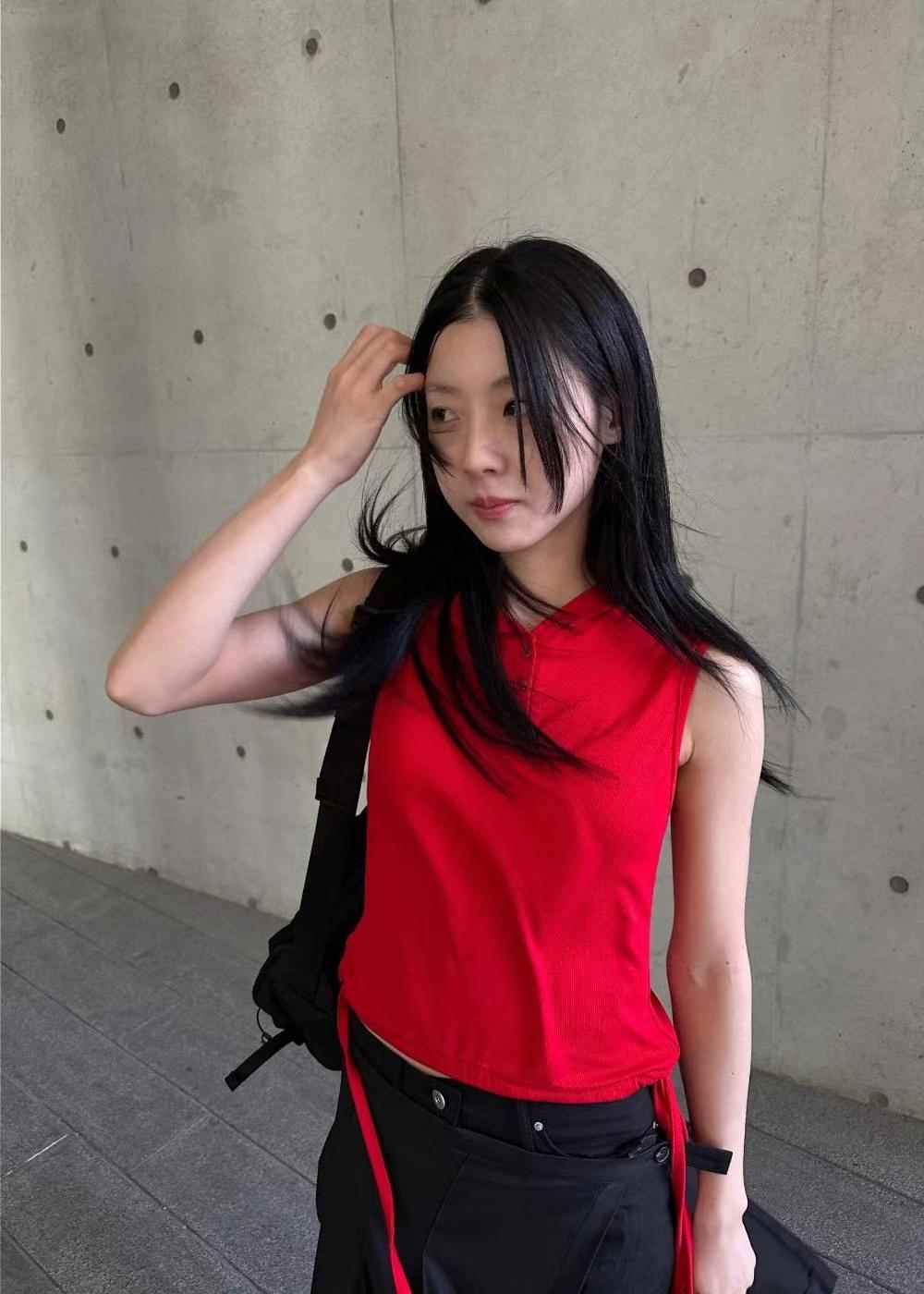 FAVOURED韓國直郵女裝新品真品職業24春夏熱賣吊帶背心連帽FAVOURED吊帶/背心