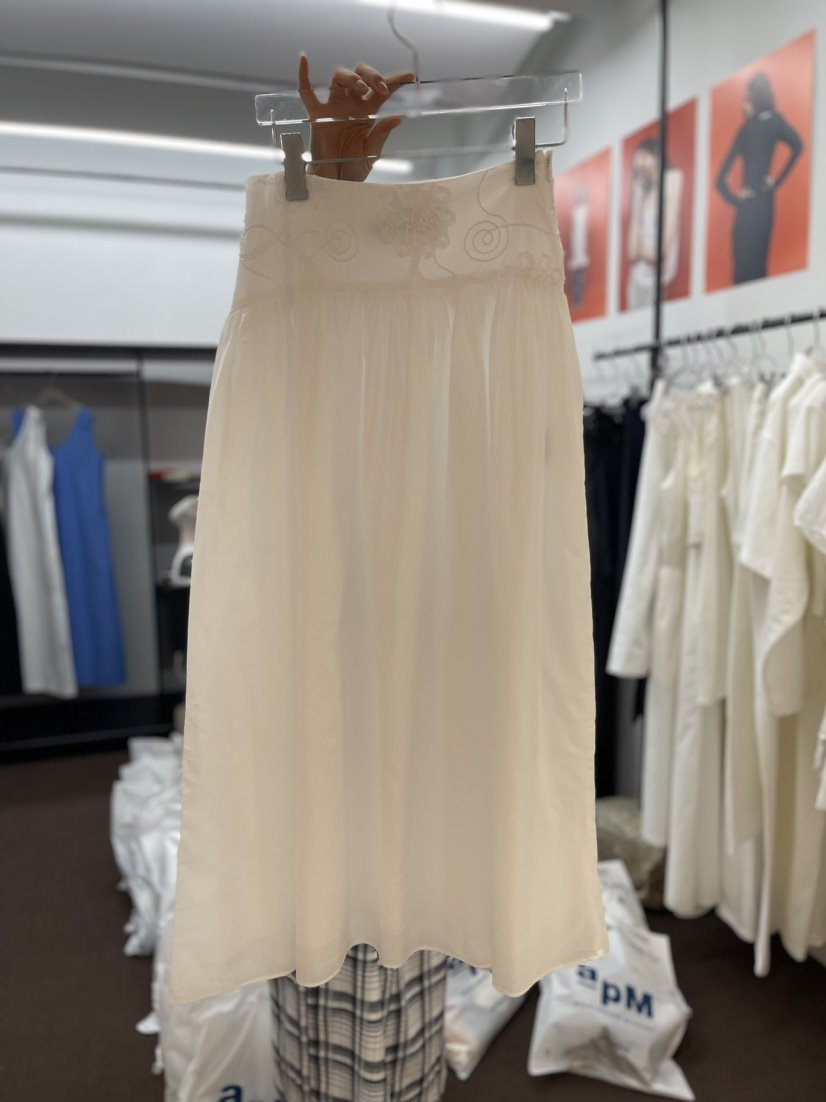 UNANSWERED/MYSTERY韓國直郵東大門代購女裝新款職業長裙刺繡UNANSWERED/MYSTERY長裙