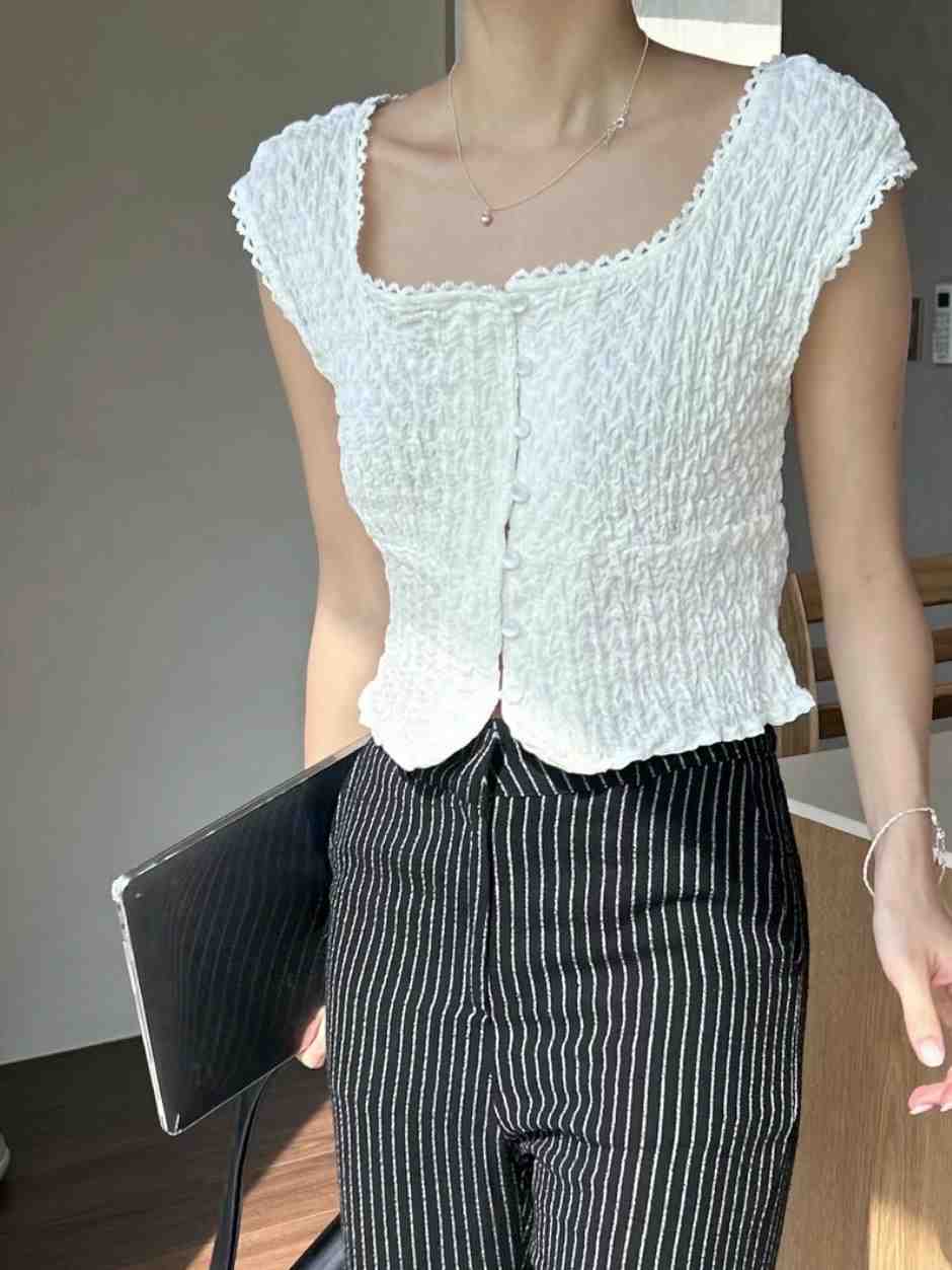 PEETS韓國直郵東大門實拍女裝新款真品熱賣推薦休閑襯衫蕾絲衫PEETS襯衫/蕾絲衫