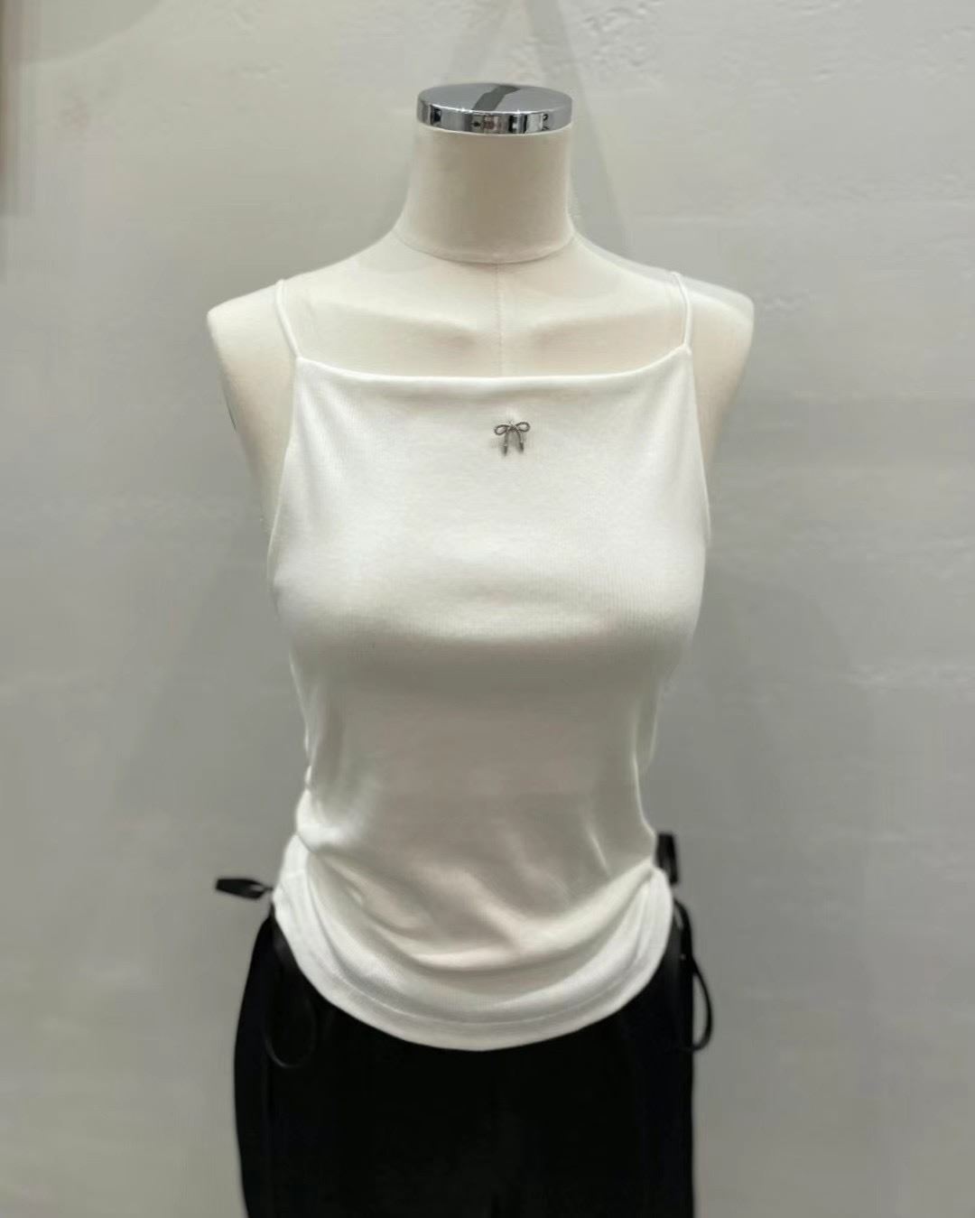 OEUF韓國直郵東大門代購女裝新品熱賣真品休閑人氣吊帶背心OEUF吊帶/背心