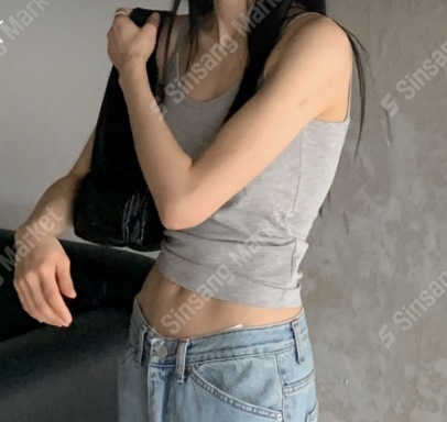 UNLESS韓國直郵東大門實拍女裝新品真品24春夏推薦吊帶背心UNLESS吊帶/背心