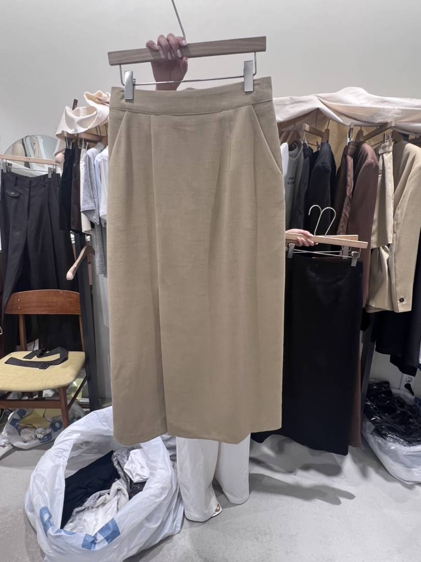 W AND J韓國直郵女裝新品真品職業熱賣推薦時尚半身裙中短裙W AND J半身裙/中短裙