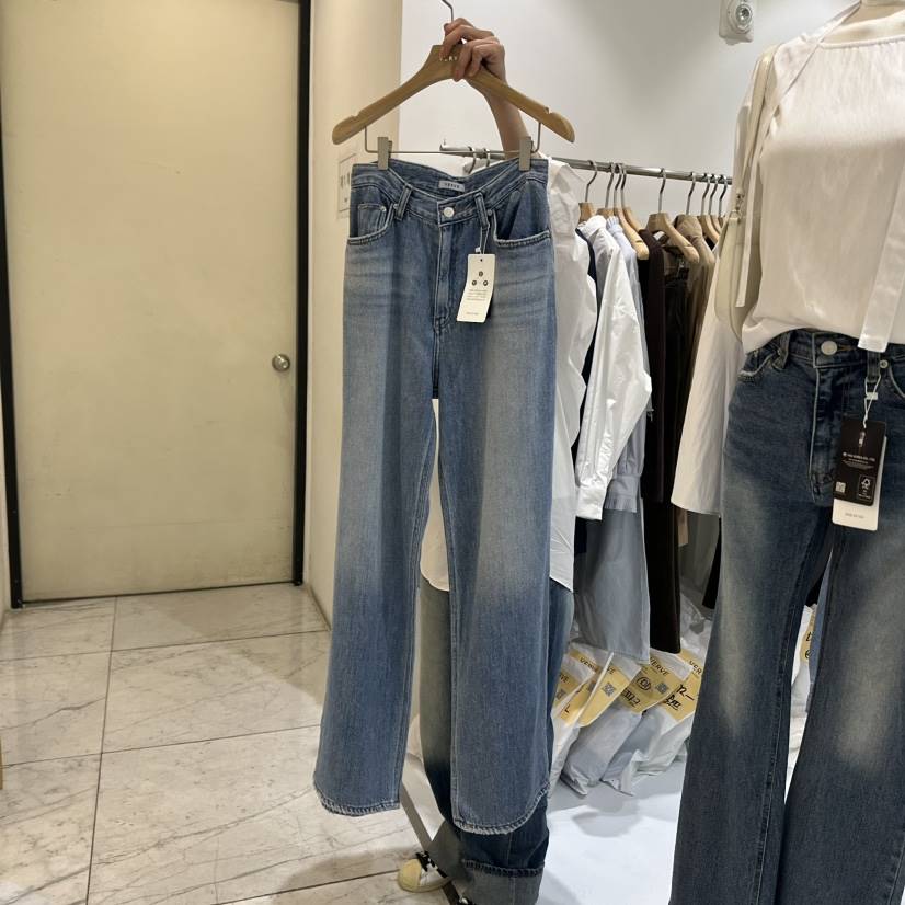 KIRKE韓國直郵東大門實拍女裝新品熱賣真品休閑職業人氣牛仔褲VERVE牛仔褲