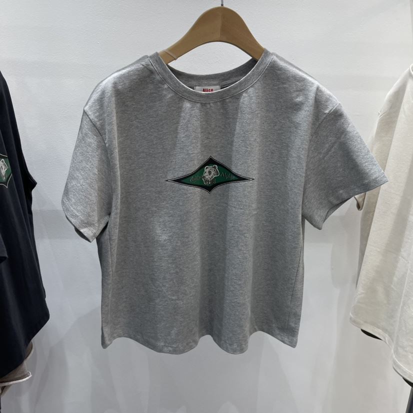 plat/ALICE N GIA直郵韓國代購女裝新品人氣時尚職業T恤Platseoul/ALICE N GIAT恤