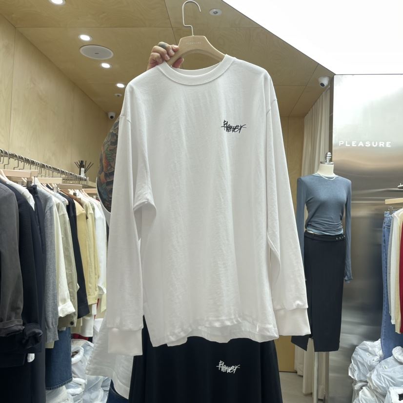 PLEASURE韓國直郵東大門實拍女裝新品真品熱賣職業人氣長袖T恤PLEASURE長袖T恤