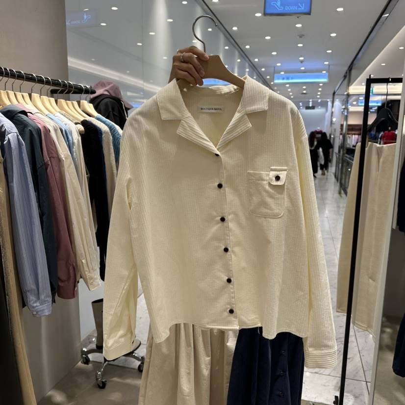 But ton/BOUTIQUE SEOUL韓國直郵東大門實拍女裝新款休閑襯衫蕾絲衫But ton/BOUTIQUE SEOUL襯衫/蕾絲衫