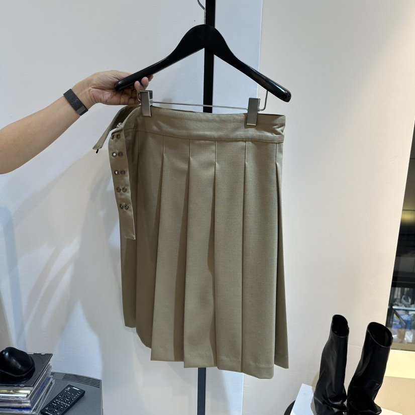 neu adult韓國直郵女裝新品真品推薦24秋冬半身裙中短裙NEU ADULT半身裙/中短裙