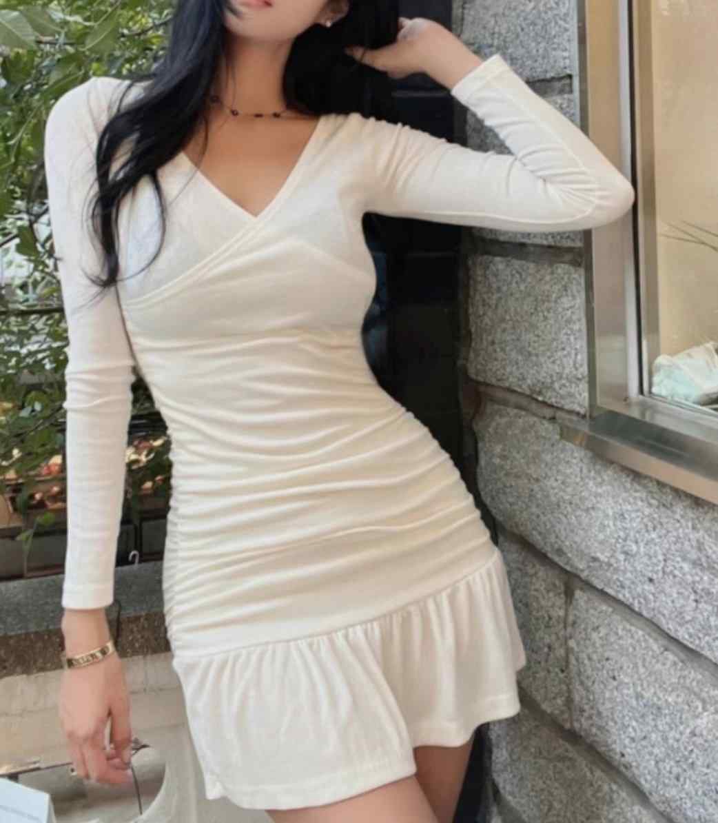 LIP STICK直郵韓國代購女裝新品推薦24秋冬時尚熱賣連衣裙LIP STICK連衣裙