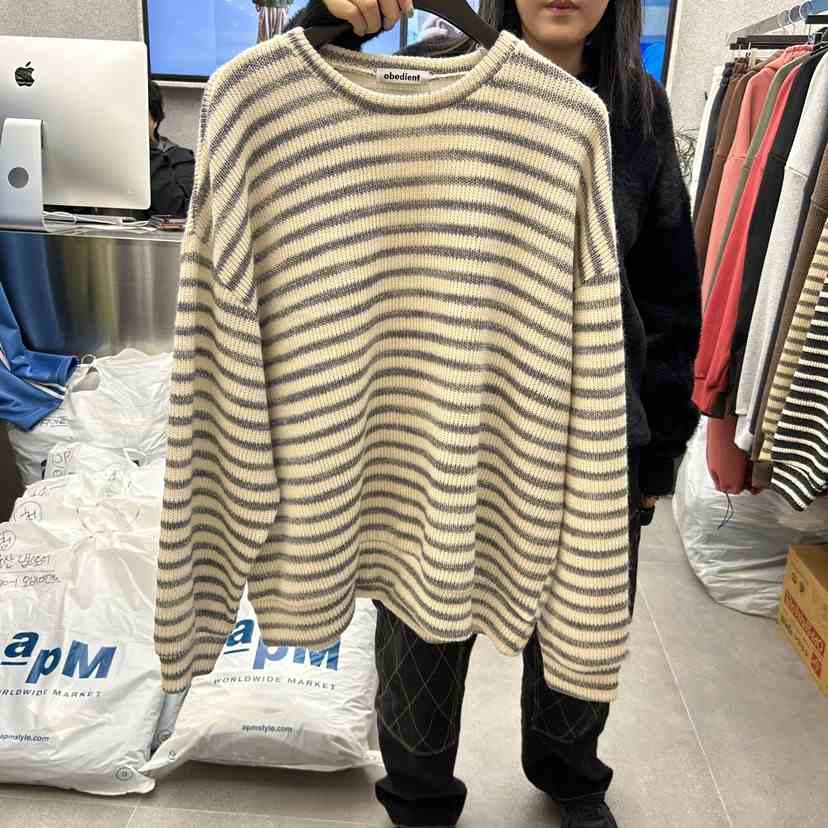 LE A韓國直郵東大門實拍女裝新款真品人氣推薦休閑熱賣針織衫LE A-男裝針織衫