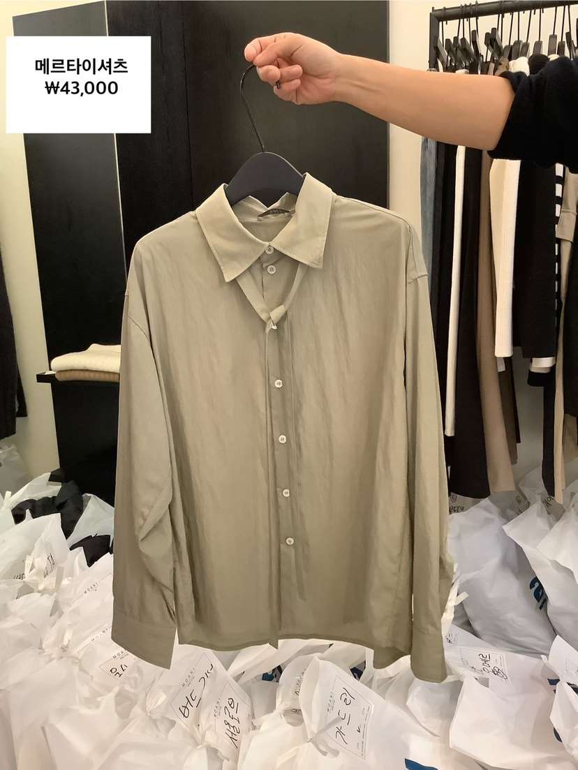 MOANI直郵韓國代購女裝新款時尚人氣職業休閑真品襯衫蕾絲衫MOANI襯衫/蕾絲衫