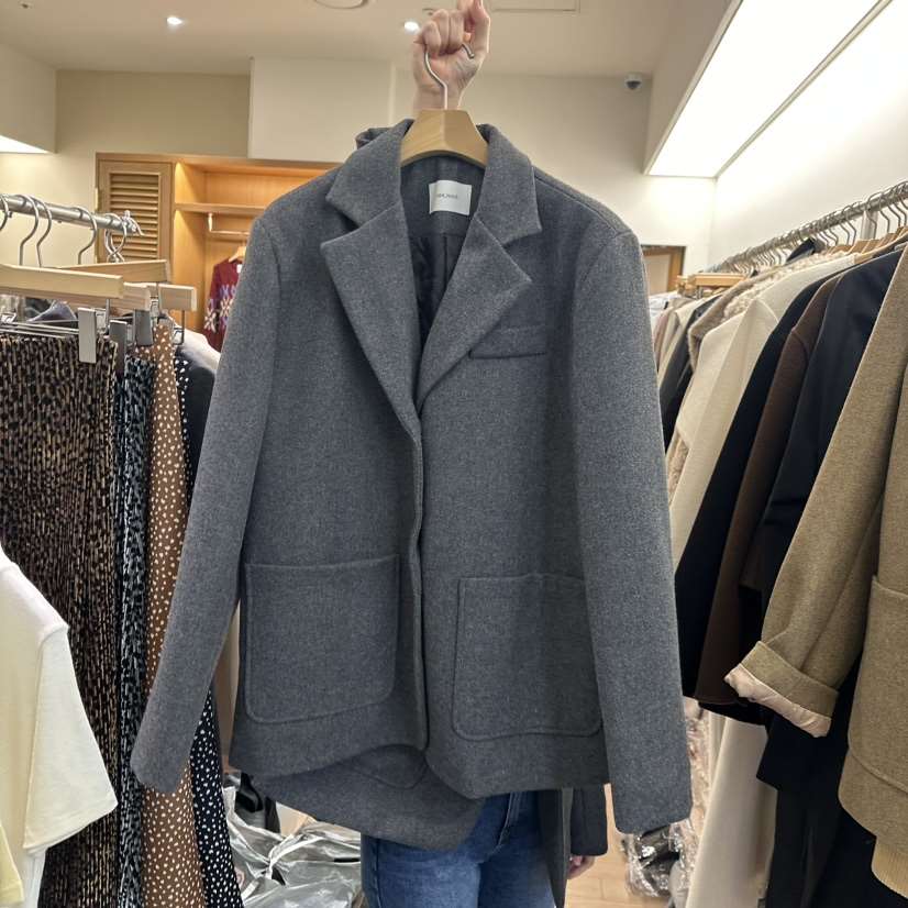 VAN NUVO韓國直郵東大門實拍女裝新品時尚職業休閑推薦夾克VAN NUVO夾克