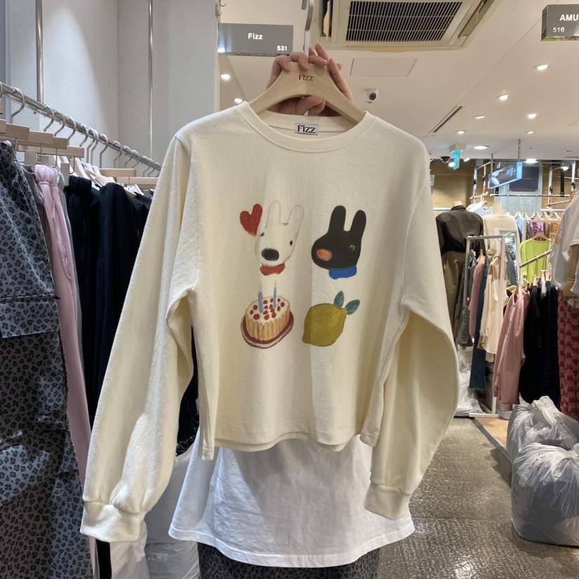 FIZZ韓國直郵東大門實拍女裝新品熱賣休閑真品人氣時尚長袖T恤FIZZ長袖T恤
