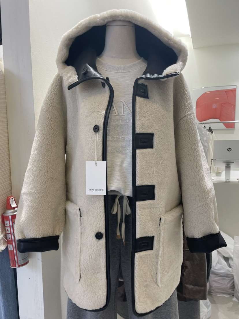MEMO CLASSIC韓國直郵東大門實拍女裝新品推薦中長款大衣兩面可穿羊毛連帽MEMO CLASSIC中長款大衣